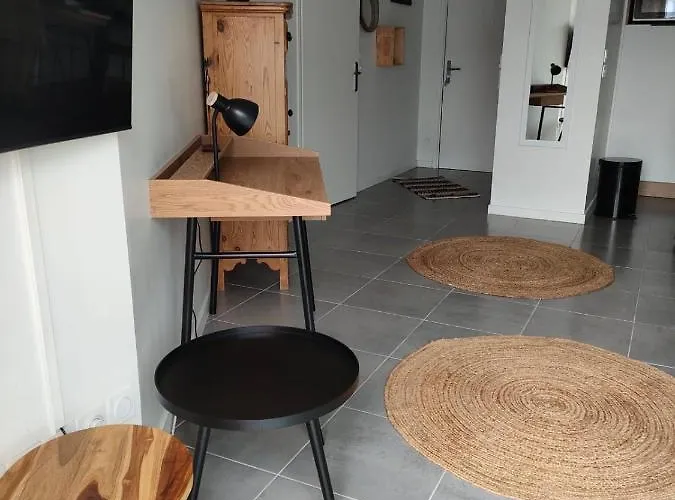 Aux Minimes Apartment